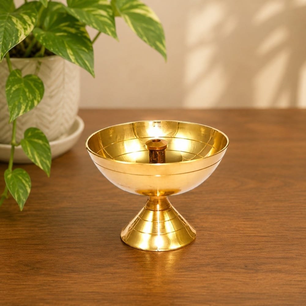 Brass Diya | Oil Lamp | Vilakku | Return Gift | Home Decor